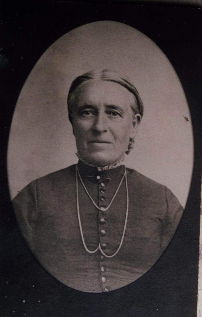 Annie Tether (1845 - 1900) Profile